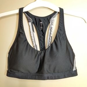 🌹Under Armour Black Sports Bras Medium